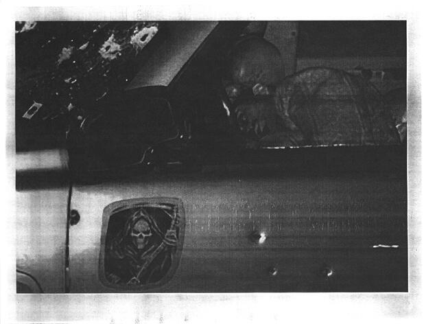 Carlos Amorales, Dealer, 2009, Impresas sobre canvas, Cortesía del artista y kurimanzutto, ciudad de México    -    Carlos Amorales, Dealer 2009, Printed on canvas, courtesy of the artist and kurimanzutto, City of Mexico