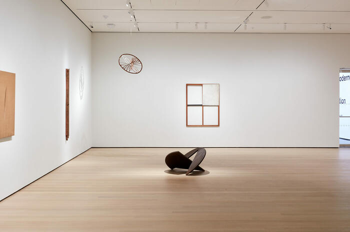 Installation view of Sur moderno: Journeys of Abstraction―The Patricia Phelps de Cisneros Gift, The Museum of Modern Art, New York, October 21, 2019 – March 14, 2020. © 2019 The Museum of Modern Art. Photo: Heidi Bohnenkamp