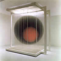 Esfera negra y roja, 300 x 210 x 210 cm, 2000