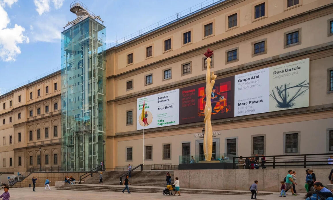 EL REINA SOFÍA LANZA UNA CONVOCATORIA PARA RESPONSABLE DEL ÁREA DE EXPOSICIONES 