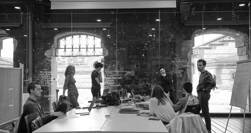 MEDIALAB MATADERO CONVOCA SU QUINTA EDICIÓN DE RESIDENCIAS DE INVESTIGACIÓN SITUADA 2027
