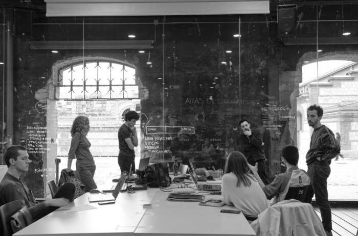 MEDIALAB MATADERO CONVOCA SU QUINTA EDICIÓN DE RESIDENCIAS DE INVESTIGACIÓN SITUADA 2027