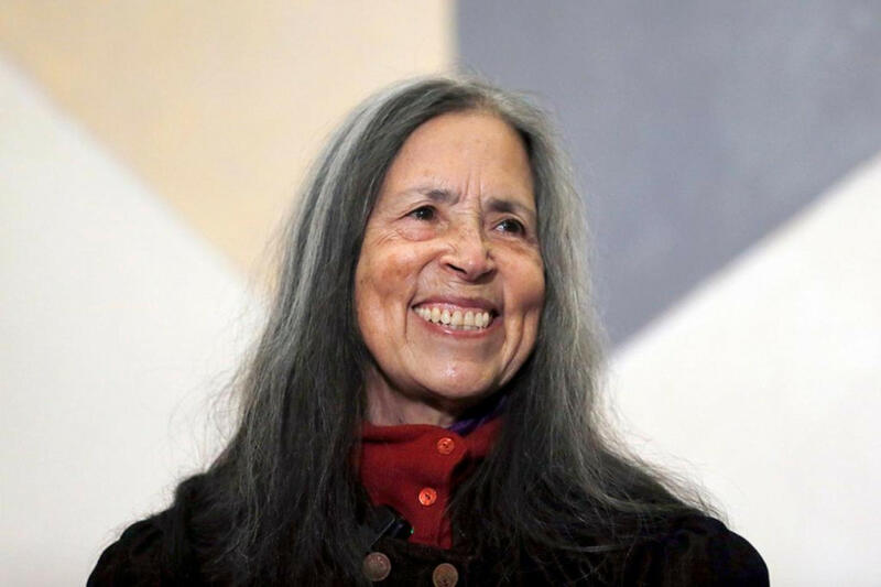 CECILIA VICUÑA:  "QUE EL QUIPU CONTINÚE ES DECIR QUE LA VIDA SIGUE FRENTE A LA EXTINCIÓN"