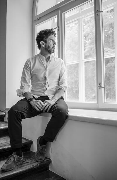 ENTREVISTA CON JOSÉ ROCA: “LA ESPECIFICIDAD DE UN MEDIO GENERA EXPECTATIVAS QUE PUEDEN ROMPERSE”