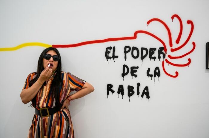 LA CHOLA POBLETE: "CUANDO ESPERAN QUE OCUPE UN ROL DE VÍCTIMA, ME COMPORTO COMO UNA DIVA"