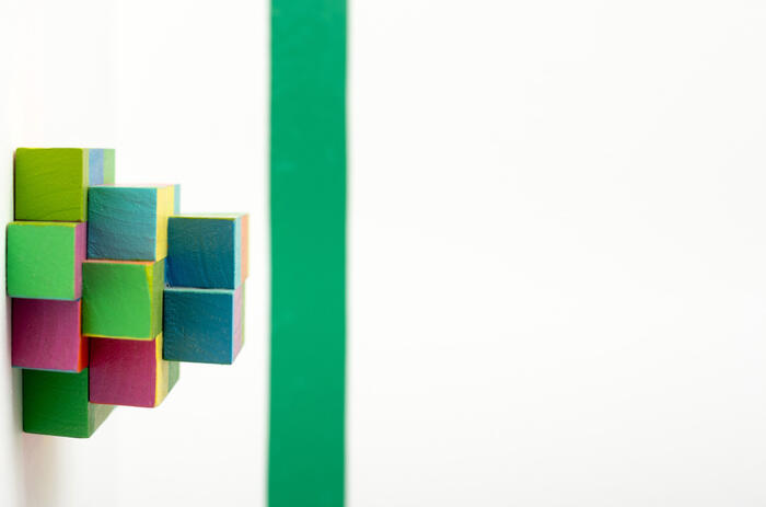 EL MARCO Y LO CROMÁTICO EN BEATRIZ OLANO EN PÉREZ HERNANDO