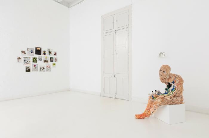 MUEVE GALERÍA INAUGURA EN LIMA CON OFRENDA: UN DIÁLOGO ENTRE LO RITUAL Y LO POLÍTICO 