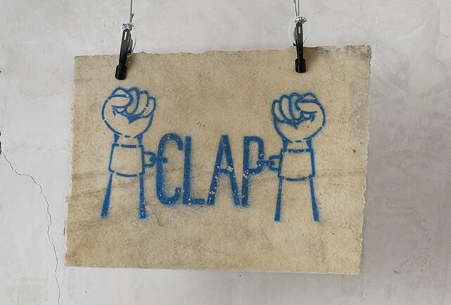 UN FALSO CONTEXTO DEL MENSAJE POLÍTICO: MARTINAT EN FORMATO CÓMODO