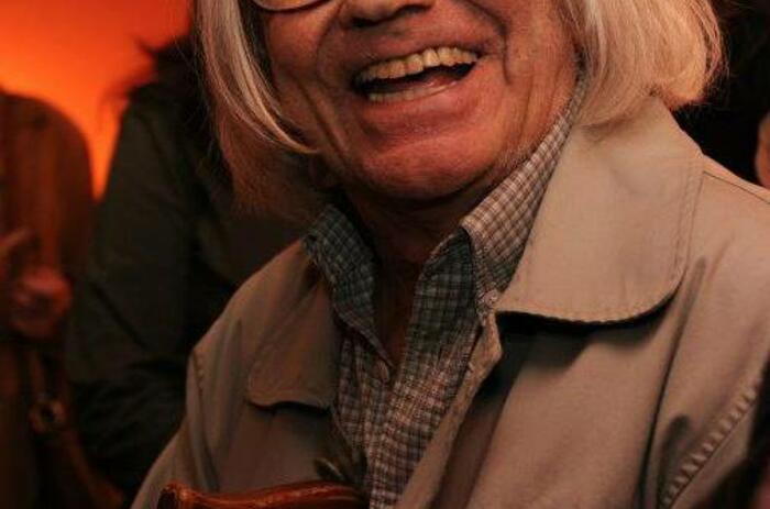 Escandaloso León (1920-2013)