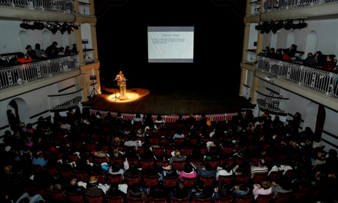 La  IX Bienal do Mercosul / Porto Alegre lanzó su programa pedagógico