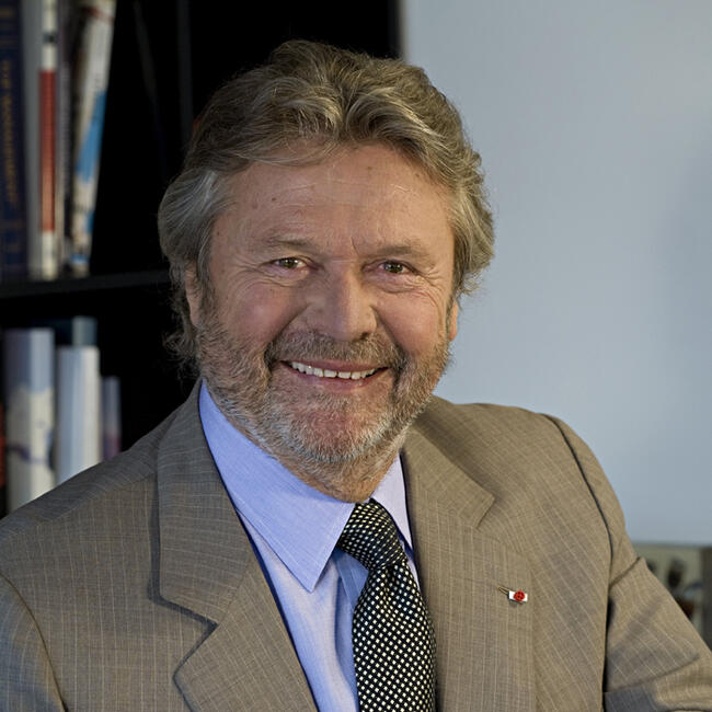 Alain Dominique Perrin