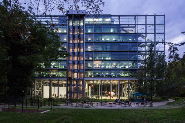 Jean Nouvel’s Foundation building