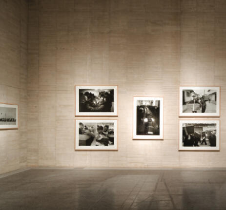 View of Gervasio Sánchez’s exhibition “Desaparecidos” at the MUSAC, January - June, 2011. Photograph courtesy of MUSAC. Vista de la exposición de Gervasio Sánchez “Desaparecidos” en MUSAC, enero - junio, 2011. Fotografía cortesía MUSAC.