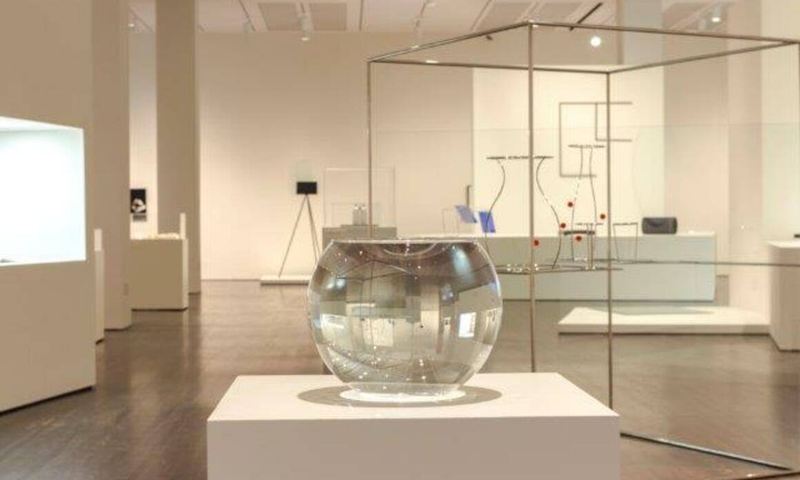 El Blanton Museum presenta la primera retrospectiva del artista brasileño Waltercio Caldas