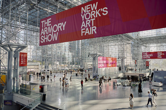 THE ARMORY SHOW 2025: ARTISTAS LATINOAMERICANOS Y LAS NUEVAS TENDENCIAS