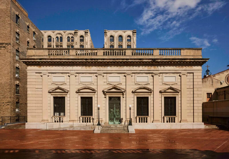 ALFREDO JAAR INGRESÓ A LA ACADEMIA AMERICANA DE LAS ARTES Y LAS LETRAS