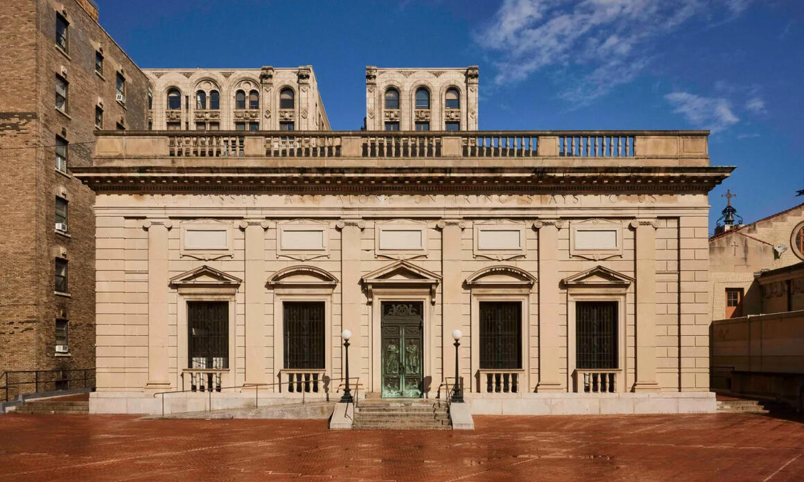 ALFREDO JAAR INGRESÓ A LA ACADEMIA AMERICANA DE LAS ARTES Y LAS LETRAS