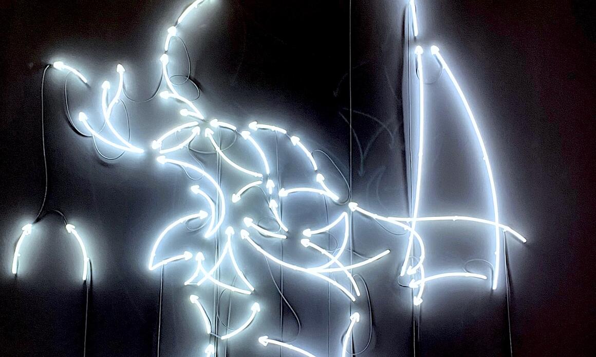 BERLÍN - “CHURCH FOR SALE” EXPONE LA VIOLENCIA DE LA POLÍTICA Y LA POÉTICA DE LA COMUNIDAD