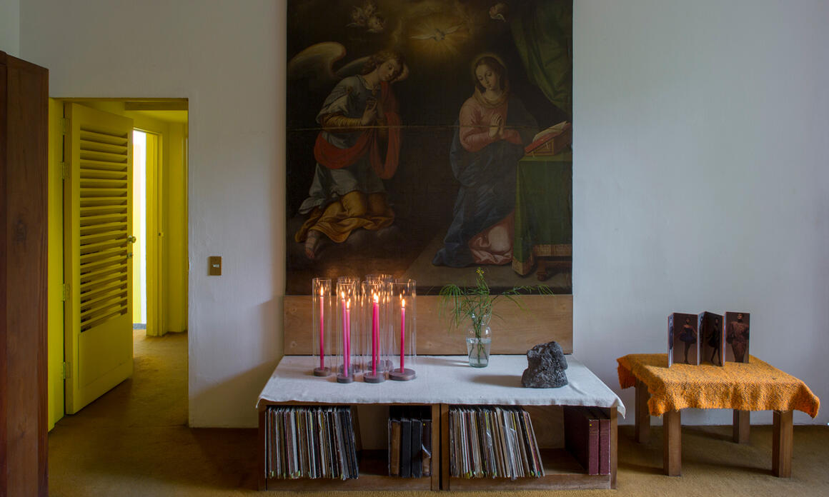 DANH VO OCUPA LA CASA LUIS BARRAGÁN, EN MÉXICO