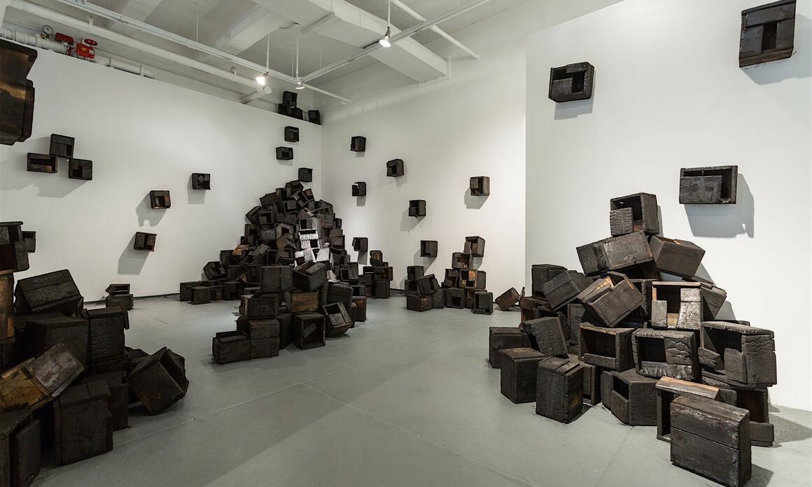 El artista cubano Roberto Diago tiene su exposición en el Halsey Institute of Contemporary Art de Charleston, Carolina del Sur