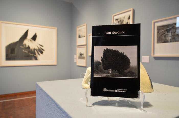 Flor Garduño presenta su libro