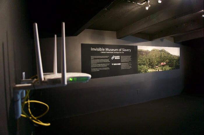 La Fundación MUD de Miami abrió sus puertas con la exposición Media Under Dystopia 1.0
