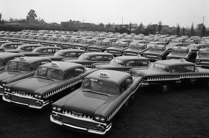 LA URBE MEXICANA EN LA LENTE DE JUAN GUZMÁN EN IMCE