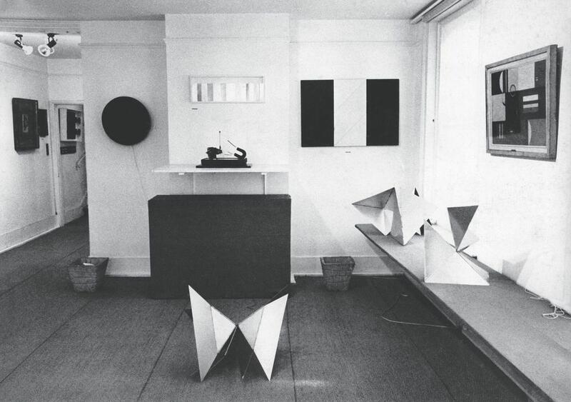 LYGIA CLARK AND FRANZ ERHARD WALTHER’S ARTISTIC EXPLORATION