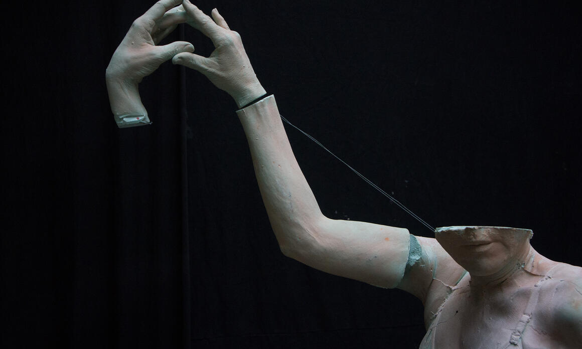 Nicola Costantino presenta El verdadero jardín nunca es verde  