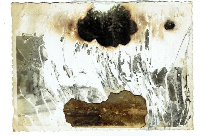 "A black cloud over the waterfall in the forest", Ricardo Miguel Hernández. Ph: El Pran Projecten.