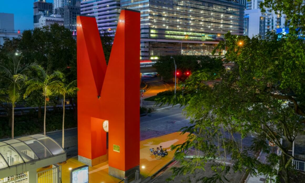 ROBERTO BEHAR & ROSARIO MARQUARDT GANADORES DEL PREMIO A LA TRAYECTORIA DE THE ELLIES OOLITE ARTS AWARD