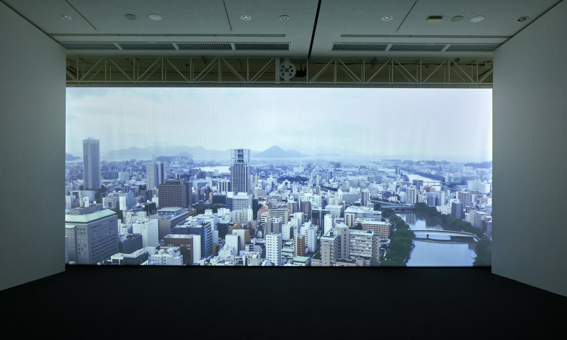 UNA ANTOLOGÍA DE ALFREDO JAAR EN TOKIO