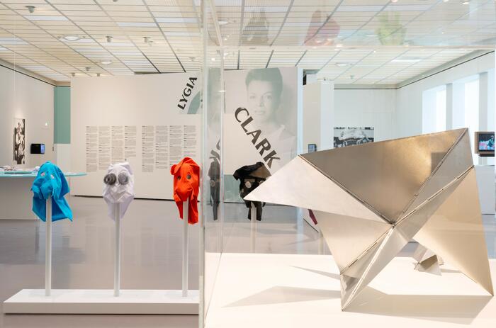 UNA RETROSPECTIVA HISTÓRICA DE LYGIA CLARK DESEMBARCA EN ZÚRICH