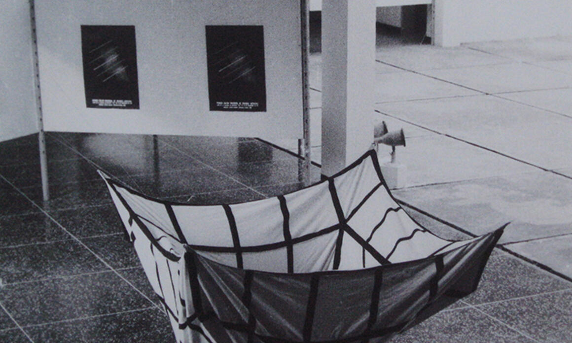 Untitled (Circunstancial), 1971.  Installation view / vista de exhibición. National Young Artists Salon, Casa de la Cultura, Maracay, 1971 
