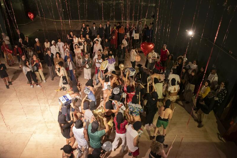 UNA CRÓNICA DE “BATUCADA”: LA PERFORMANCE DE MARCELO EVELIN