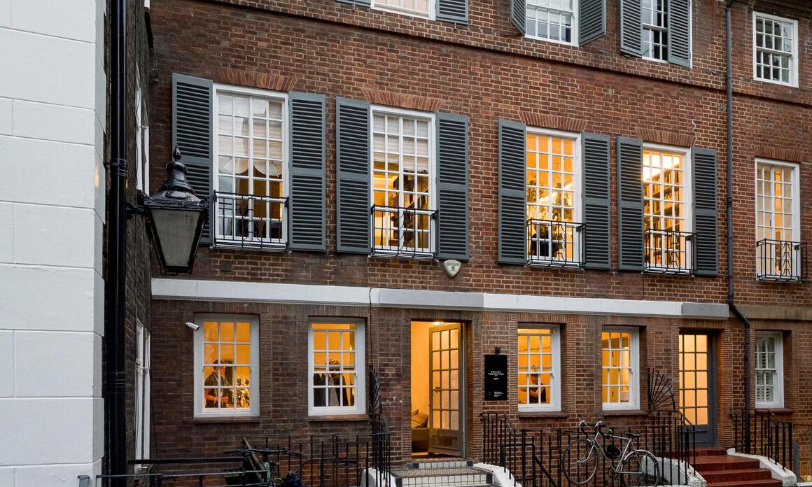 ASCOLI Y MORBÁN, PRIMEROS ARTISTAS DE LA NUEVA RESIDENCIA EN LONDRES